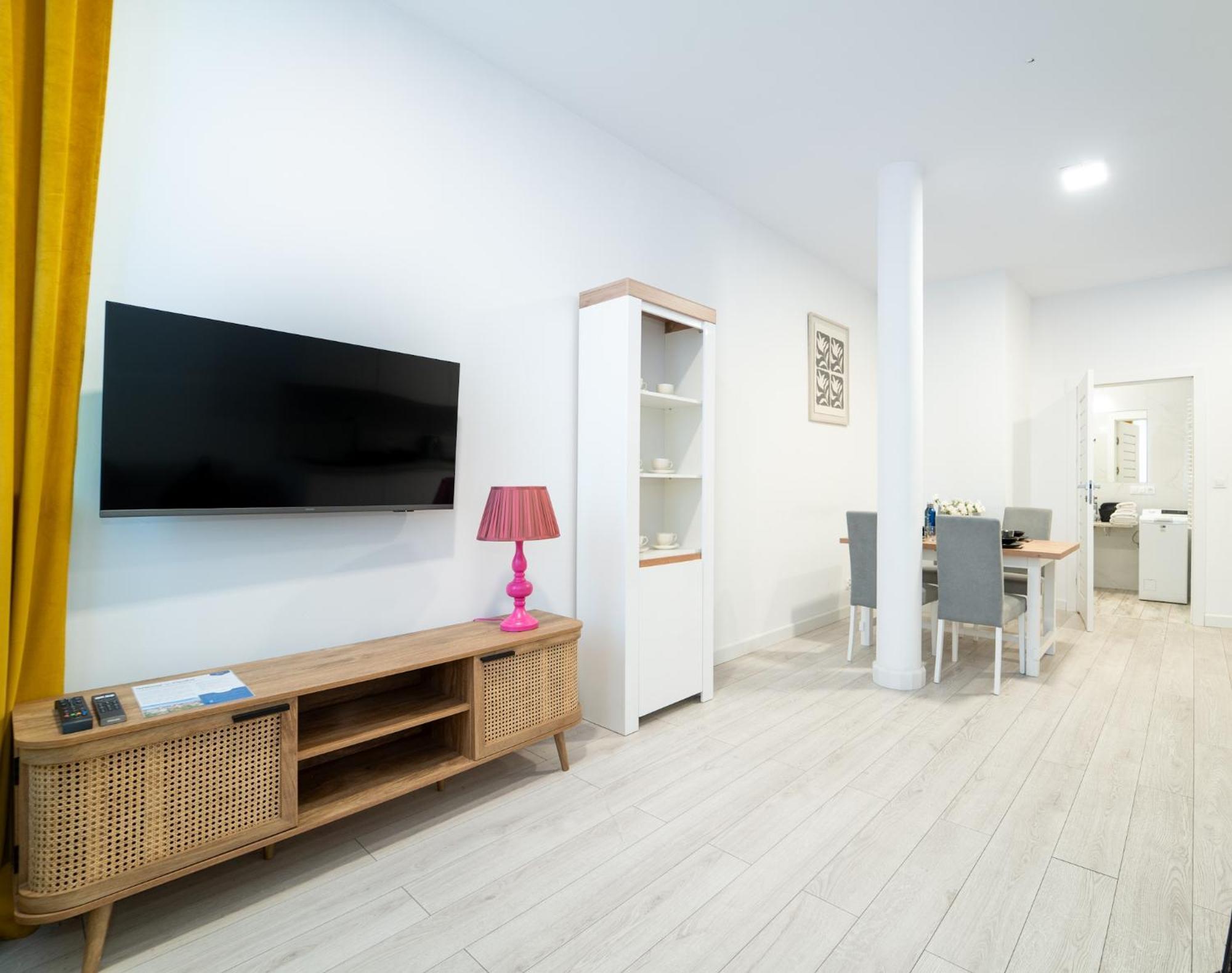 Reymonta 22 Apartamenty Opole Exterior photo